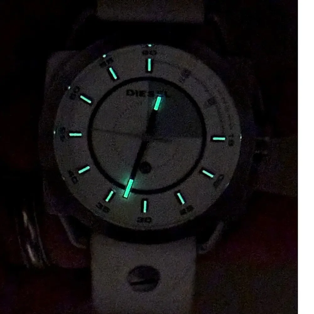 Diesel DZ1577 Descender White Dial White Leather Men’s Watch 46mm